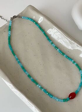 Minar Retro Red Blue Contrast Color Natural Stone Cubes Bead