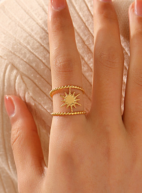 Exaggerated Stainless Steel Eight Mans Star Ring Female Pers