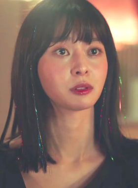 梨泰院权娜拉秀雅挑染彩色发饰
