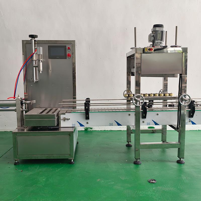 单头称重灌装机压盖一体机油类化工液体5-20L塑料桶灌装压盖机 - 图1