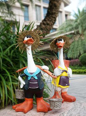 户外卡通幼儿园可爱鸭子装饰 创意庭院花园彷真树脂门头动物摆件