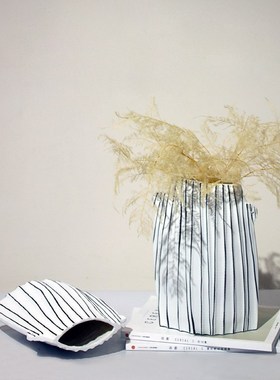 现代简约黑白条纹几何花器样v板房餐厅酒店卧室客厅创意家居装饰