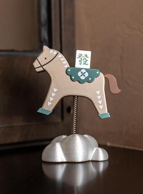 阿楹玄学工位创意桌面摆件 马云发财弹簧开运礼物 搬家开业祝福家