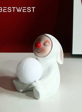 博西家居 可爱红鼻子兔娃娃床头小夜灯摆件家居客厅桌面树脂软装