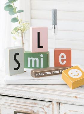 阿楹 展示书架玄关卧室微笑摆件创意工位电视柜艺术开放格小装饰