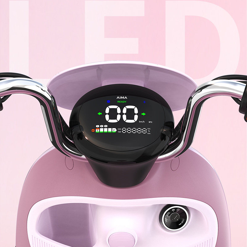  爱玛电动摩托车