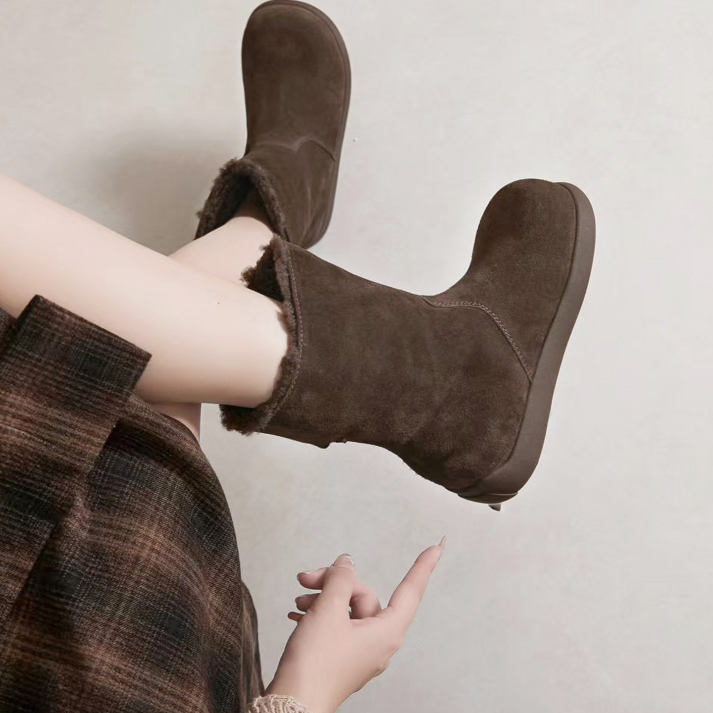 嘉俪多女鞋韩版短靴雪地靴牛反皮平底圆头冬季厚绒套筒2025新款,淘宝优惠券,粉丝福利购,淘宝优惠卷