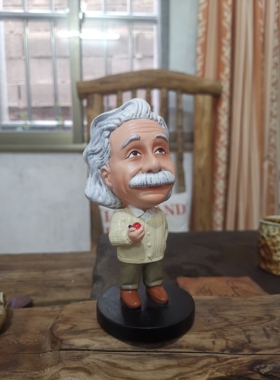 爱因斯坦创意摇头公仔摆件车载装饰科学家人物玩偶送老师同学礼品