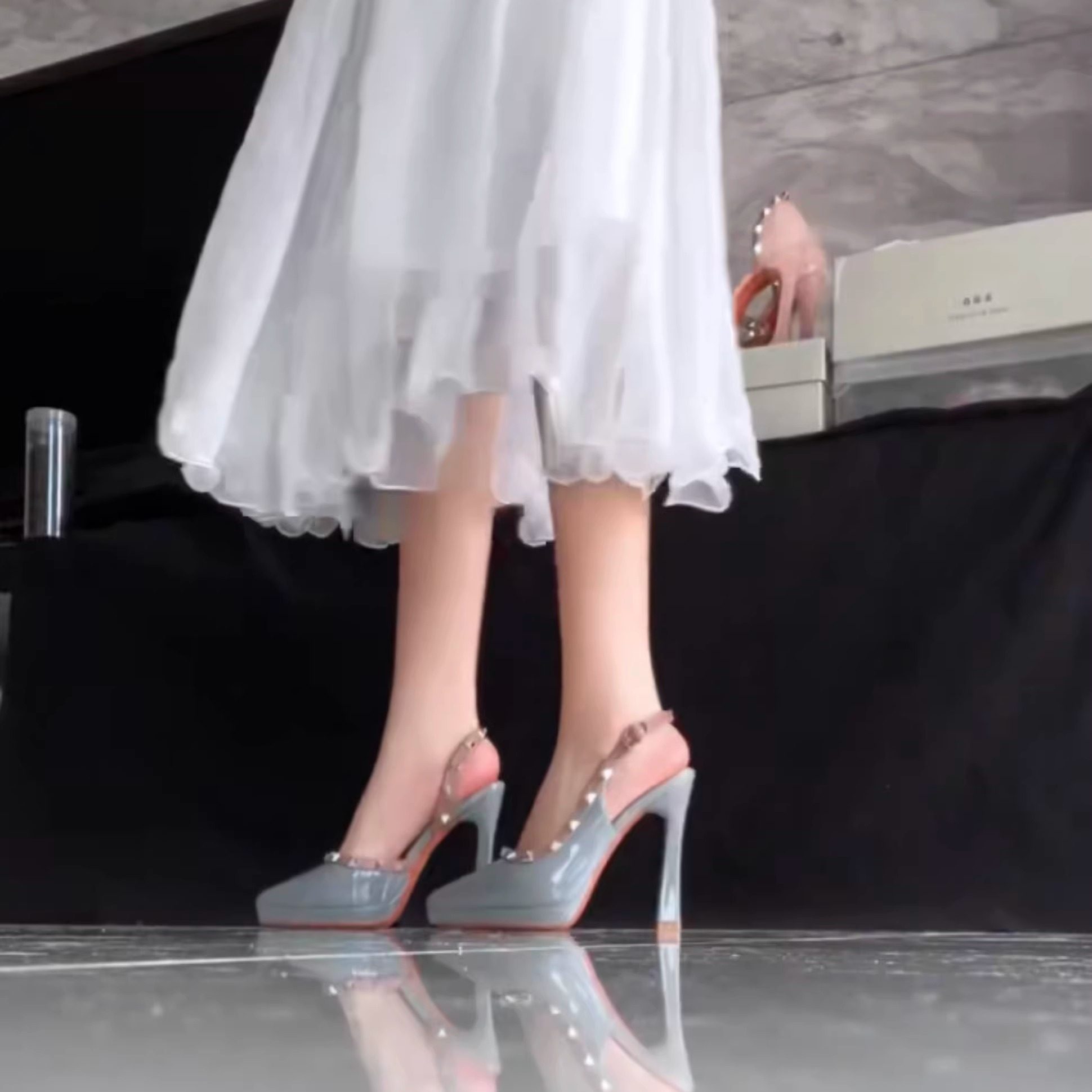 2026新款法式绝美铆钉一字带高跟鞋女高跟鞋15CM罗马防水台凉鞋,淘宝优惠券,粉丝福利购,淘宝优惠卷