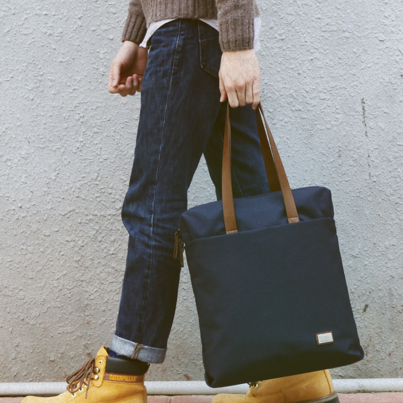 男士休闲个性文件包电脑包单肩包 新番祖天喆男士包袋