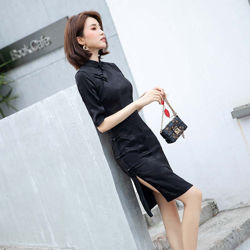 2022年新款年轻款高端气质优雅旗袍 丹瑞诗旗袍