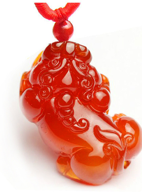 天然冰种红玛瑙招财貔貅吊坠男