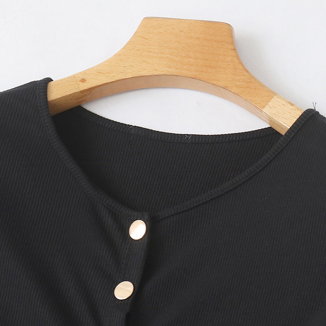 Round neck single row snap button hip dress