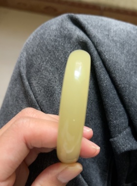 新疆和田玉镯子若羌黄口手镯女款玉镯送妈妈礼物女友手镯百搭