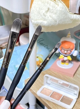 毕加索小号黑眼圈遮痘印化妆刷