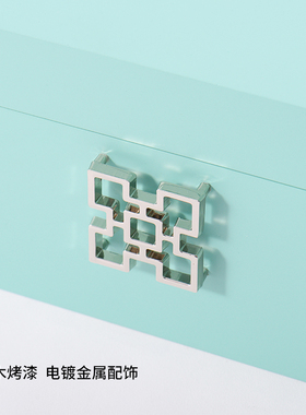 室内新中式风绿色衣帽间软装饰品