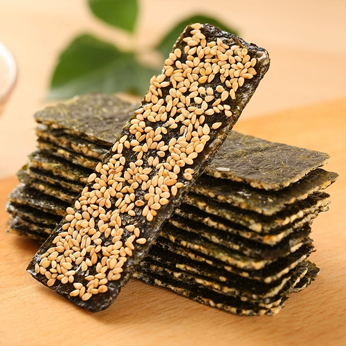 Хрустящие консервы с начинкой из морских водорослей, кунжутом и миндалем. Закуски интернет-знаменитостей. Готовые закуски.