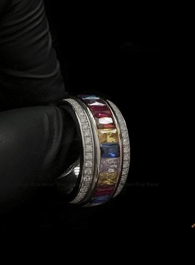 可转动彩色宝石配饰戒指