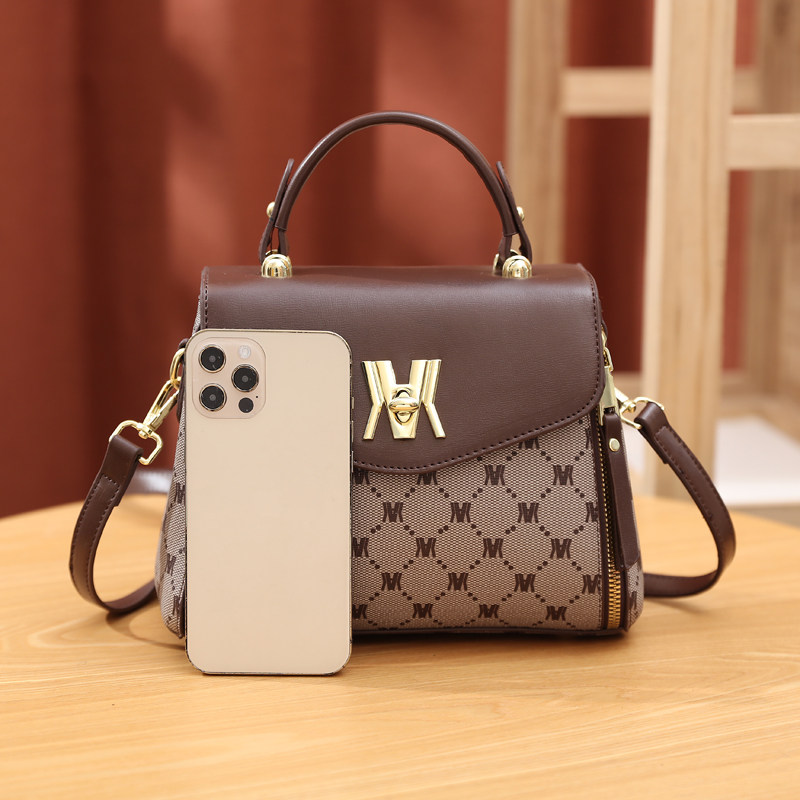 fidm今年流行2023新款高级感斜挎包 欧帝驰女士包袋