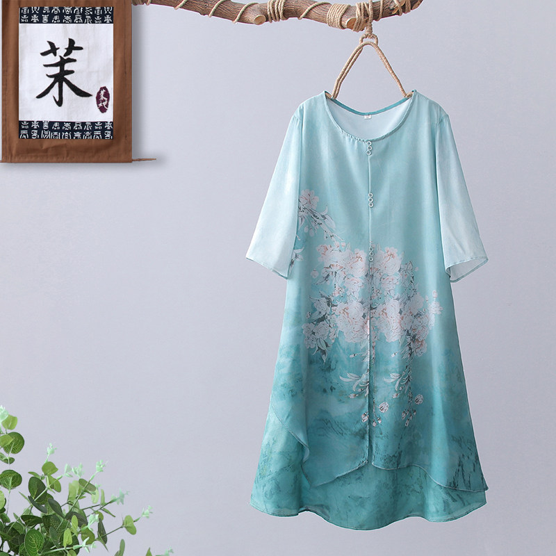  茉她女装中老年女装