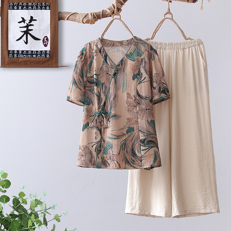  茉她女装中老年女装