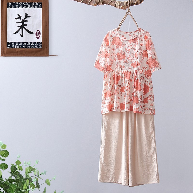  茉她女装中老年女装