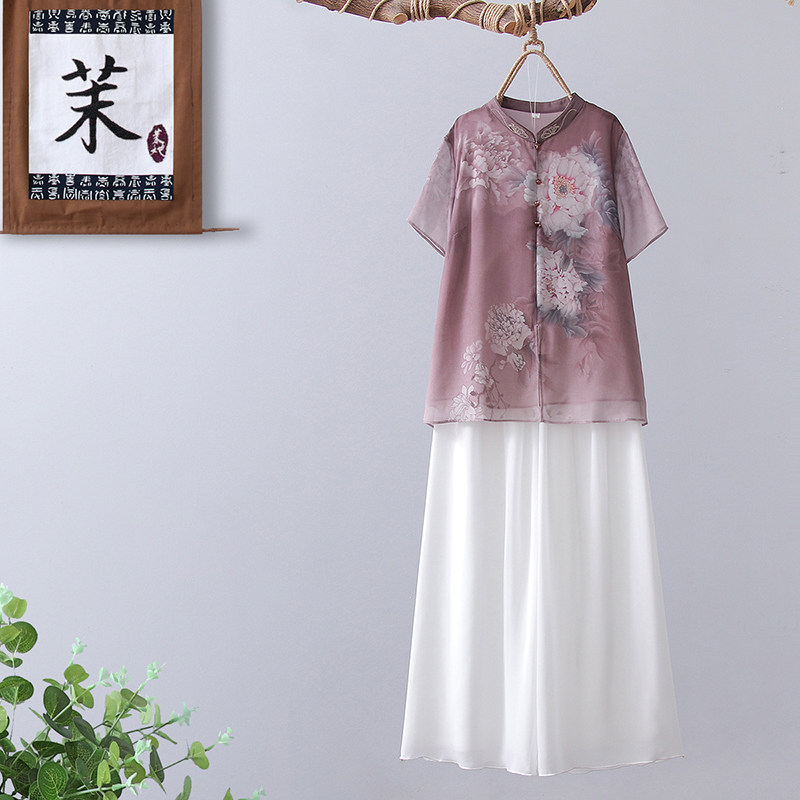  茉她女装中老年女装