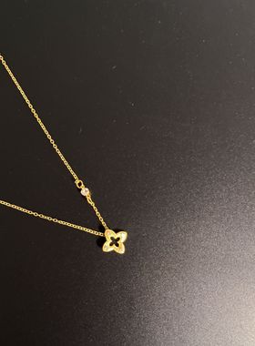 金色拉丝镂空项链配饰女2025新款精致百搭中古锁骨链时尚颈链