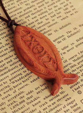 义树家·希腊JD鱼实木吊坠红檀木项链时尚休闲创意装饰礼品24401