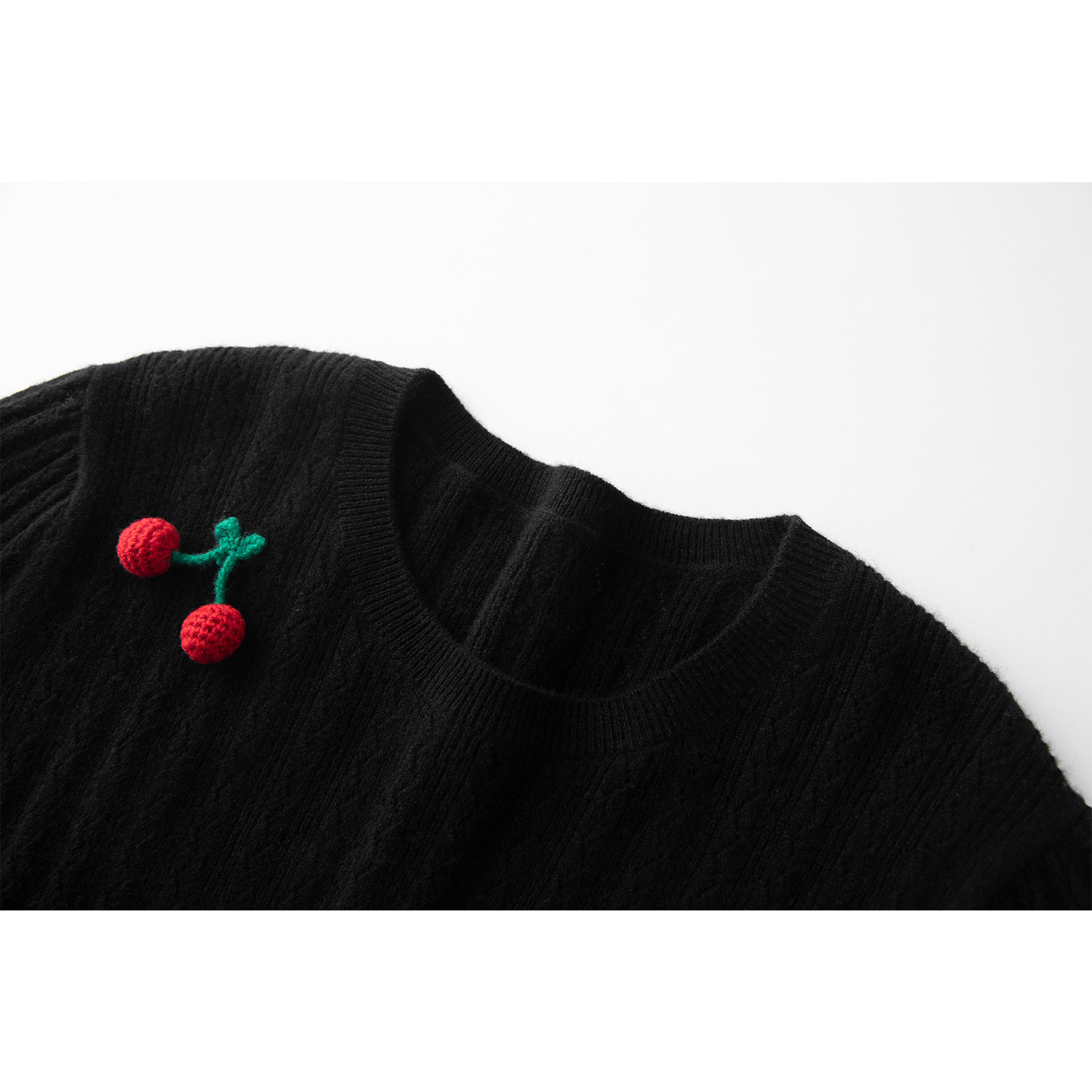 萨琪尼爱到不行~秋冬圆领100%纯山羊绒衫女毛衣包臀半身裙子套装,淘宝优惠券,粉丝福利购,淘宝优惠卷