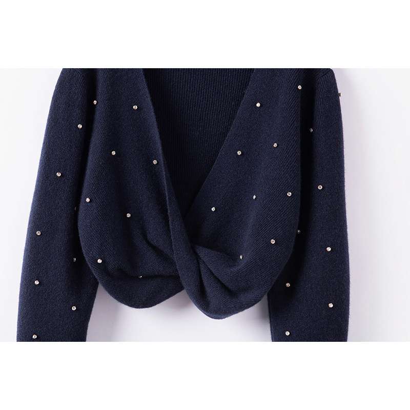 萨琪尼〓绒+〓藏青色扭转v领水钻蝙蝠袖羊绒毛衣女短款2025秋冬,淘宝优惠券,粉丝福利购,淘宝优惠卷