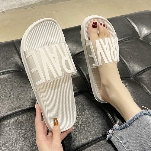 拖鞋女夏时尚外穿2026新款网红ins潮百搭一字拖室内防滑洗澡凉拖 - 图1