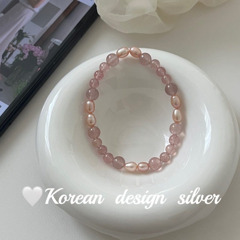 韩国东大门2025新款手饰品S925纯银草莓晶珍珠弹力绳手链小众设计,淘宝优惠券,粉丝福利购,淘宝优惠卷