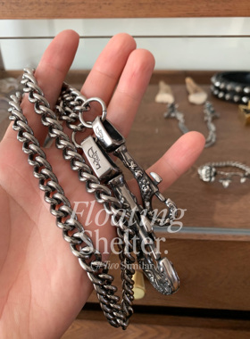 移动庇护所裤链玫瑰雕花朋克摇滚