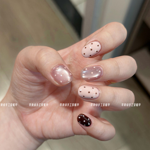 手工穿戴甲春日粉色波点星星猫眼短款温柔高级感显白纯欲美甲贴片 - 图1