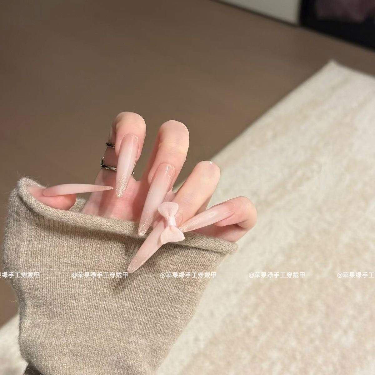 纯手工美甲穿戴甲粉樱雪媚娘在逃公主新款指甲贴显白可拆卸新款,淘宝优惠券,粉丝福利购,淘宝优惠卷