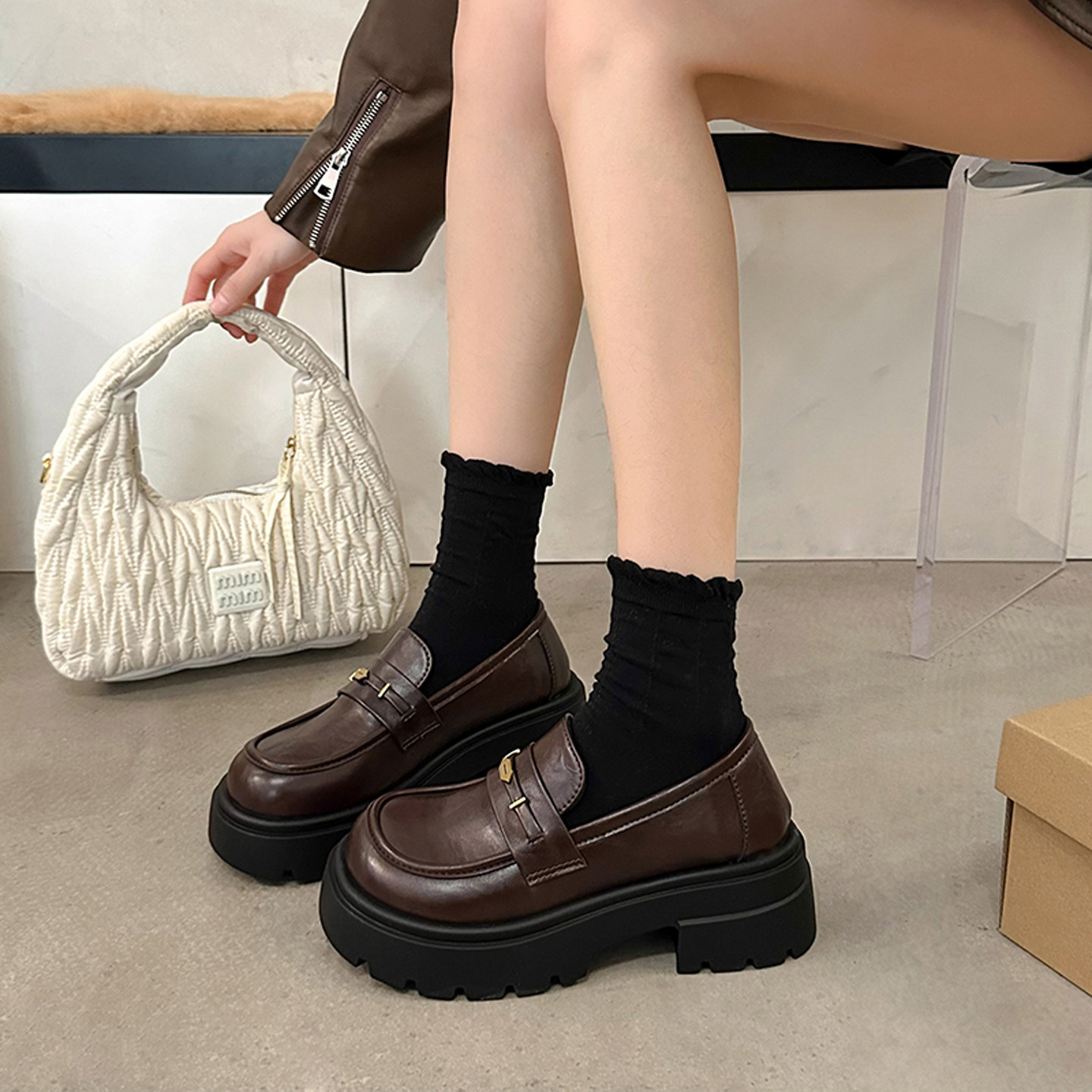 百搭厚底小皮鞋女气质单鞋2025新款爆款秋冬季黑色一脚蹬玛丽珍鞋,淘宝优惠券,粉丝福利购,淘宝优惠卷