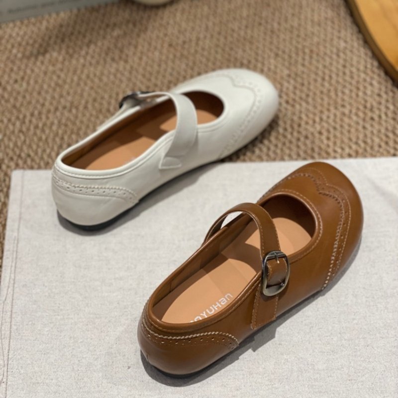 2026春季新款法式布洛克玛丽珍鞋女一字扣带雕花平底圆头单鞋百搭,淘宝优惠券,粉丝福利购,淘宝优惠卷