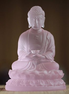 琉璃寺庙供奉三宝佛