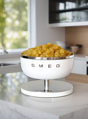 厨房里的艺术品！SMEG复古电子秤