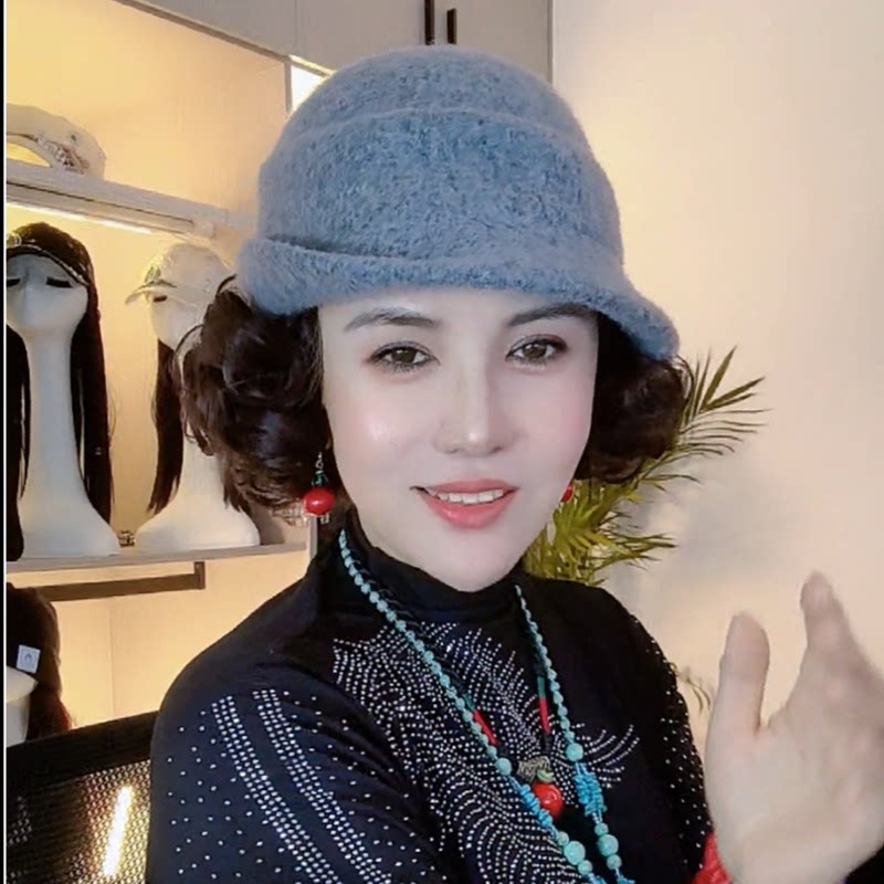 假发一体刺绣蓓蕾帽女新款翻翘卷发时尚减龄洋气早秋新款真发短发