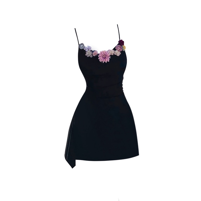 性感辣妹黑色吊带连衣裙女夏季新款高级感设计花朵收腰显瘦A字裙