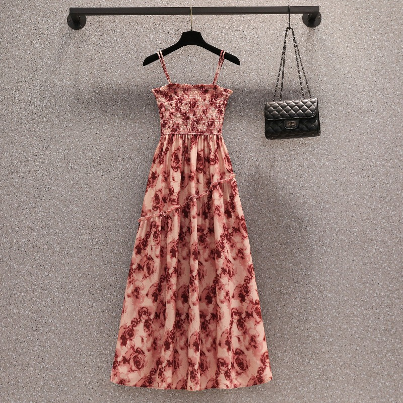 法式玫瑰印花系带吊带连衣裙女夏季2023新款度假风褶皱收腰长裙子