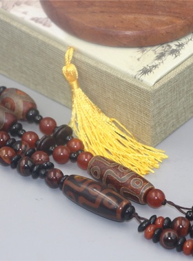 西藏直发玛瑙天珠玉髓毛衣链