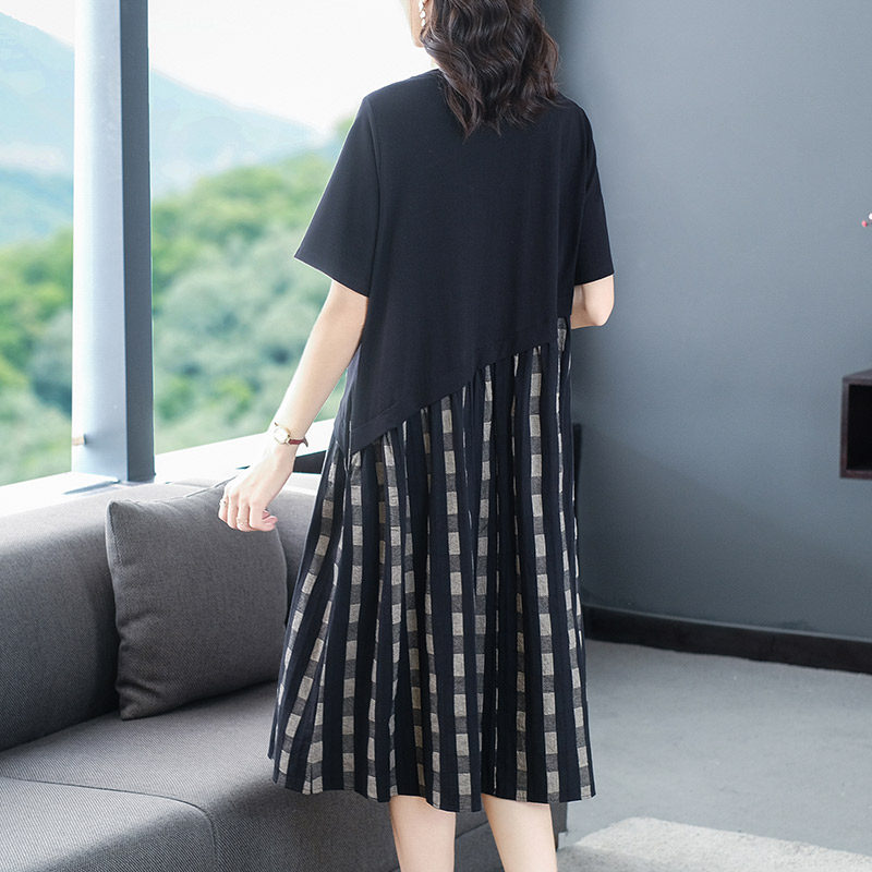 2020年新款夏装高端大码女装连衣裙 eviovio依薇欧大码女装