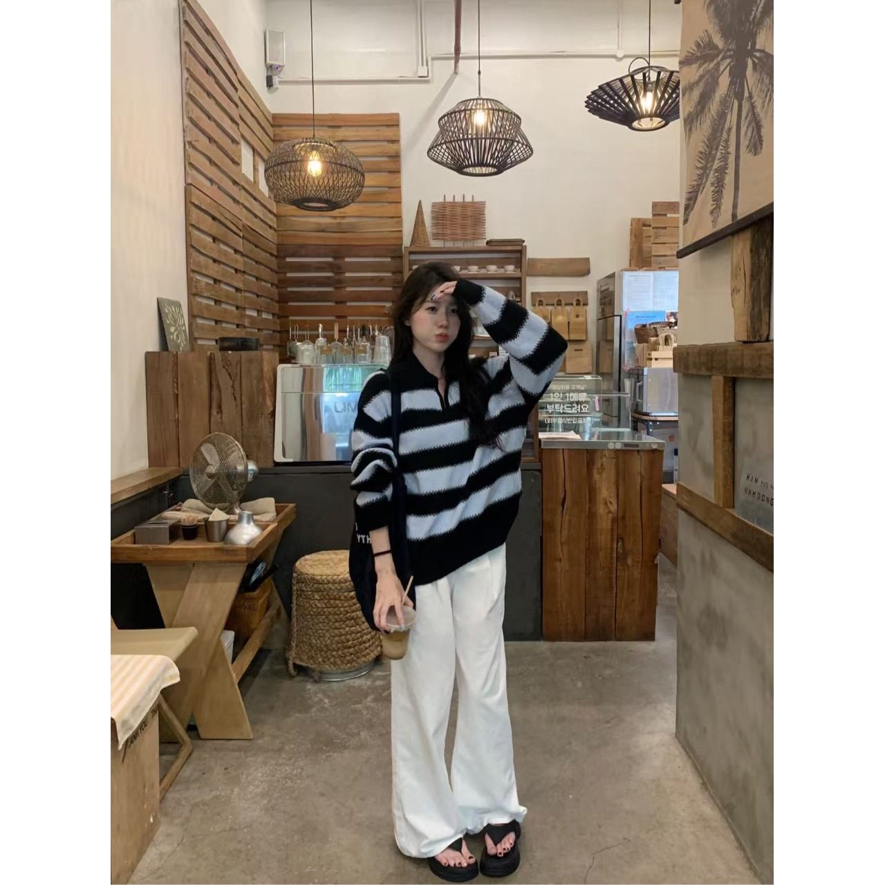 慵懒宽松蓝色条纹小V领毛衣女2025秋冬休闲少女风保暖针织衫上衣,淘宝优惠券,粉丝福利购,淘宝优惠卷