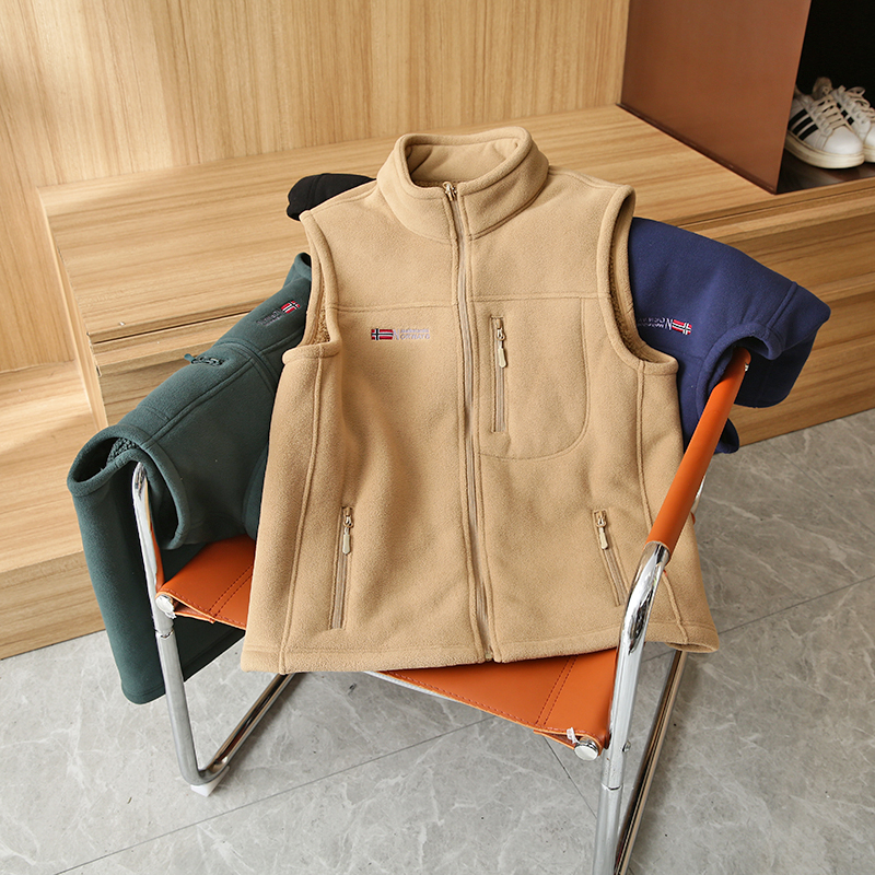 出口挪威！蓄热厚实保暖！冬季男士外贸加绒厚户外立领摇粒绒马甲 - 图2