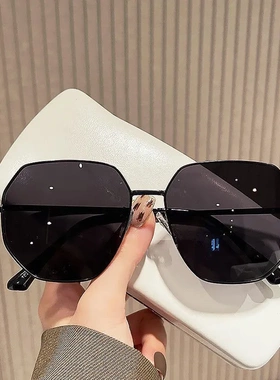 透明韩国百搭太阳镜男士多边形金属开车墨镜韩版潮海边旅游眼镜女