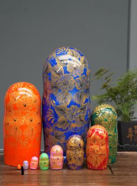 俄罗斯套娃大10层烤漆手绘木质儿童玩具摆件工艺旅游纪念生日礼物