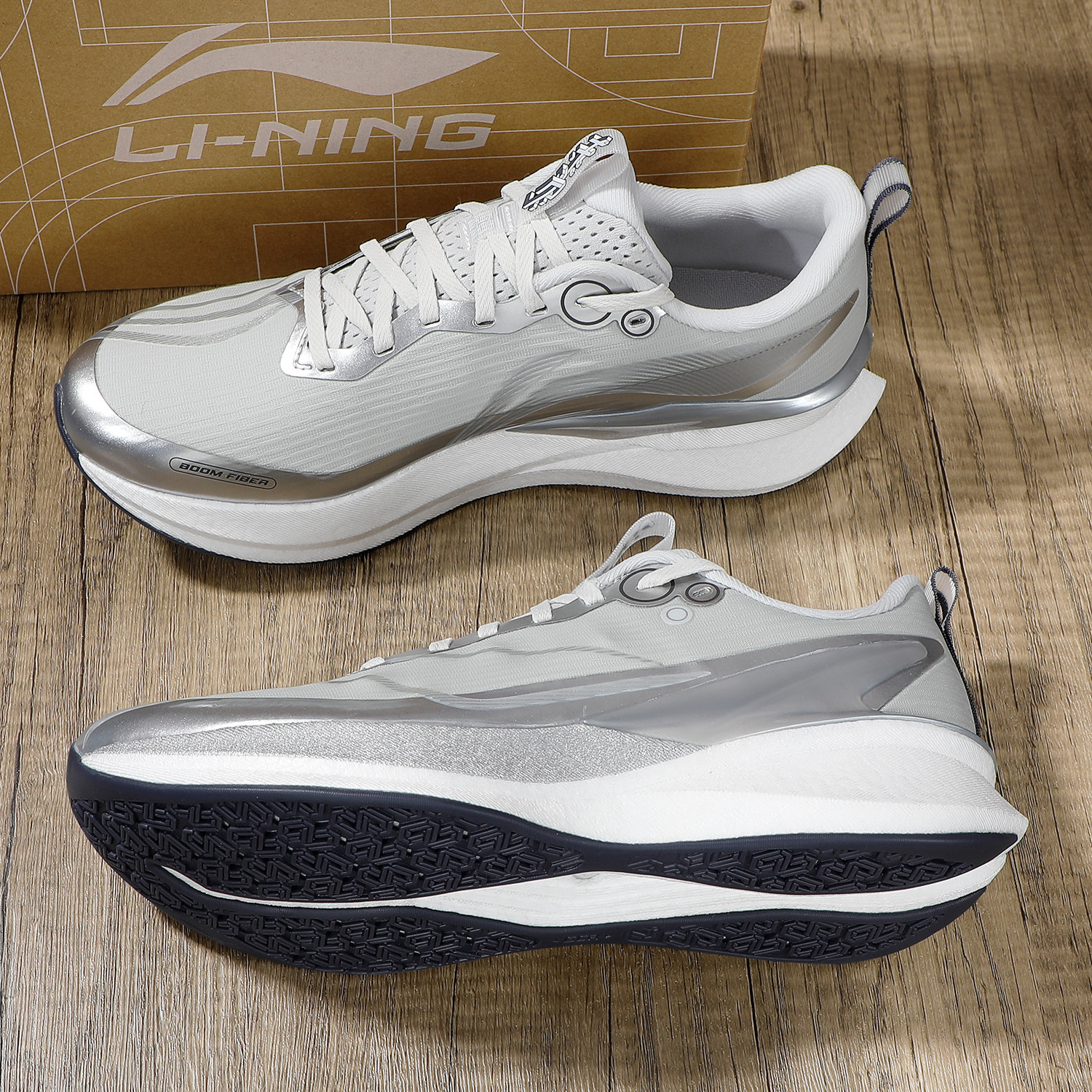 李宁秋冬款赤兔8pro跑步鞋男鞋2025冬季新品防泼水鞋面减震运动鞋 - 图0